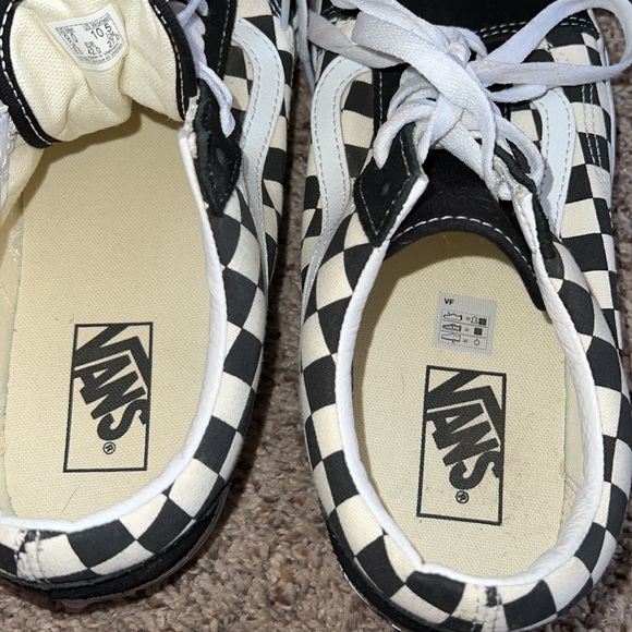 Van’s Size 9 - Picture 3 of 11